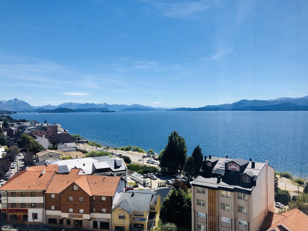A photo of the lake in Bariloche