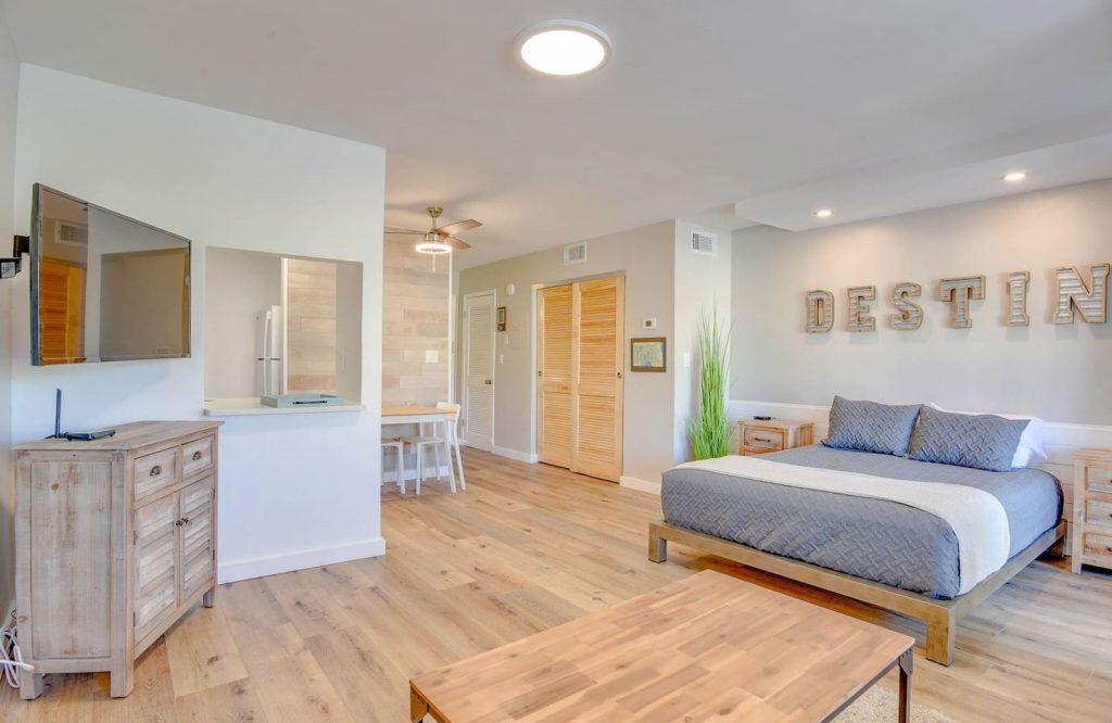 This studio is one of the best Airbnbs in Destin.