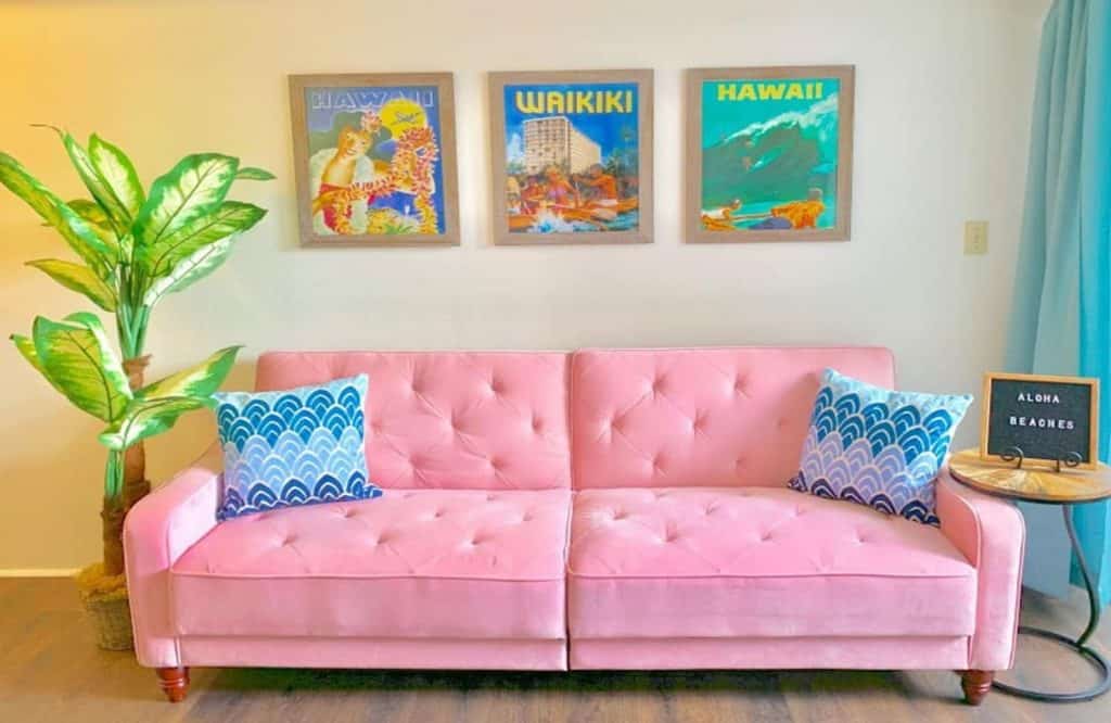 There are so many beautiful Airbnbs in Hawaii.