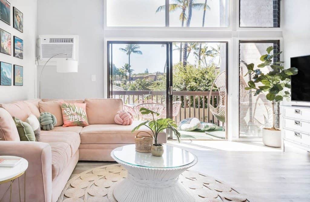 If you're looking for the best Airbnbs in Hawaii, read this post.