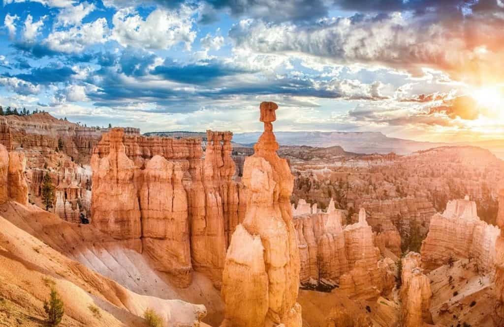 If you're looking for the best places to visit in Utah, Bryce Canyon is worth a visit.