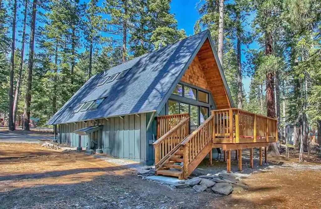 If you're looking for the best airbnbs in Lake Tahoe, be sure to check out this Modern Mountain A-Frame.