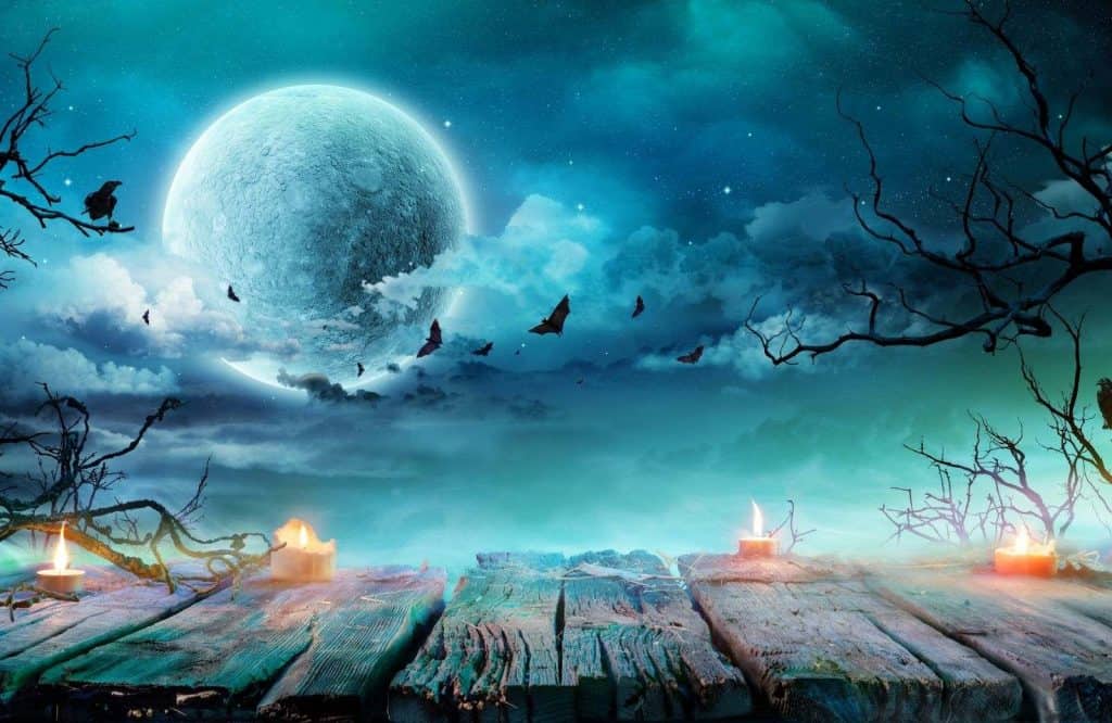 There are so many fun Charleston ghost tours.