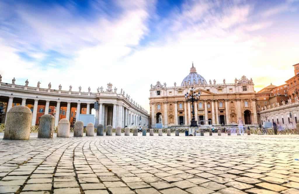 Follow these tips whenever you're visiting the Vatican.