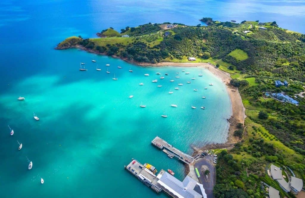 One of the coolest day trips from Auckland is Waiheke Island.