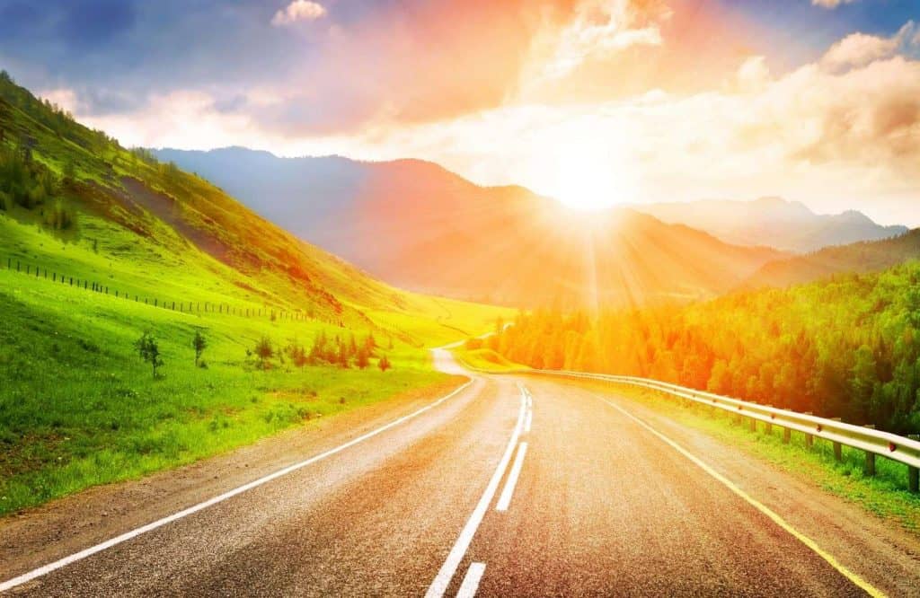 Here are some car-themed road trip trivia questions and answers.