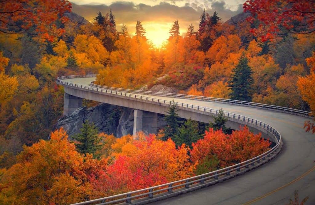 This list of road trip trivia includes travel themed questions too.