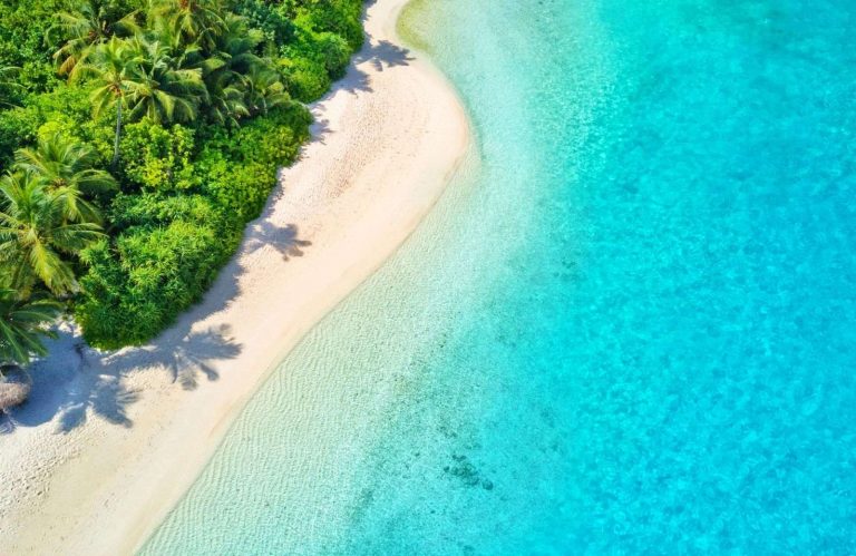 20 Beautiful Islands in Asia You Must Visit