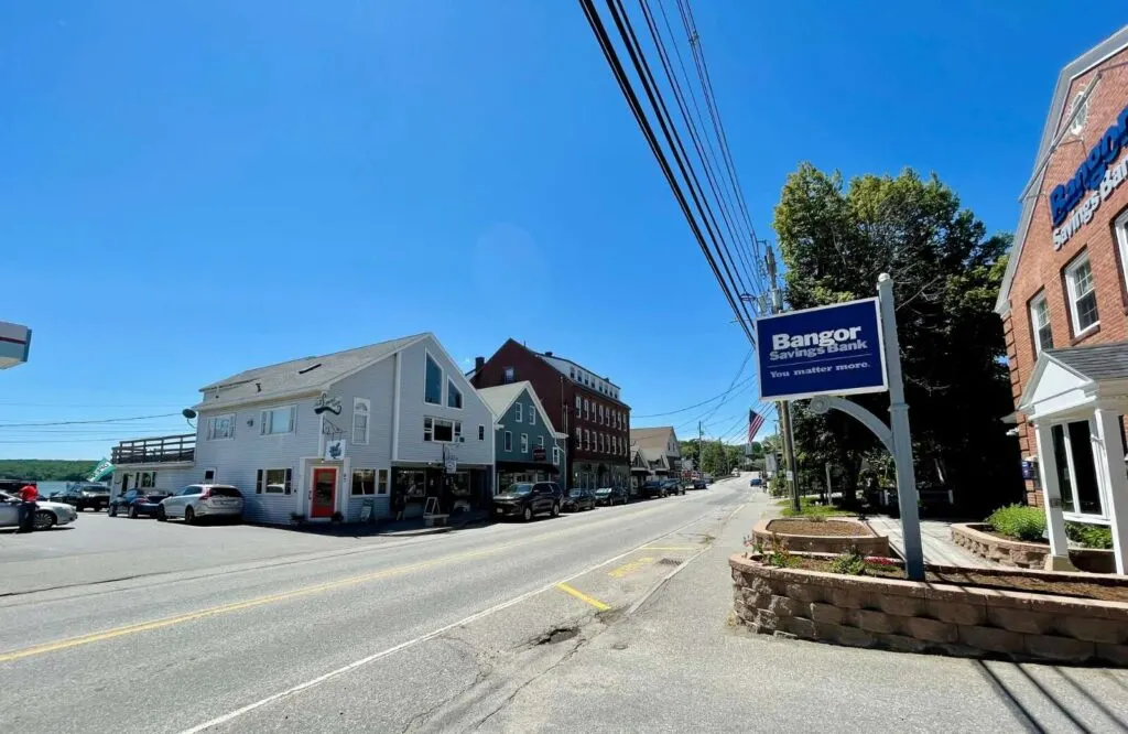 Downtown Damariscotta under sunny skies.